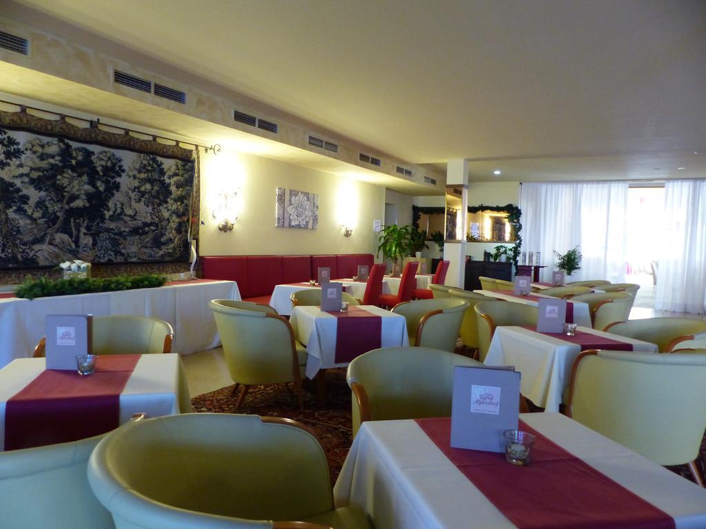Hotel Tyrol-Alpenhof 蒂罗尔-泽费尔德 外观 照片