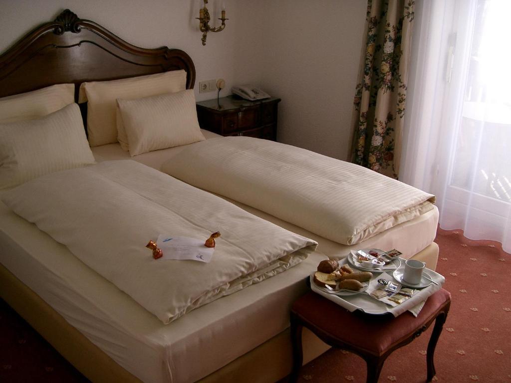 Hotel Tyrol-Alpenhof 蒂罗尔-泽费尔德 客房 照片