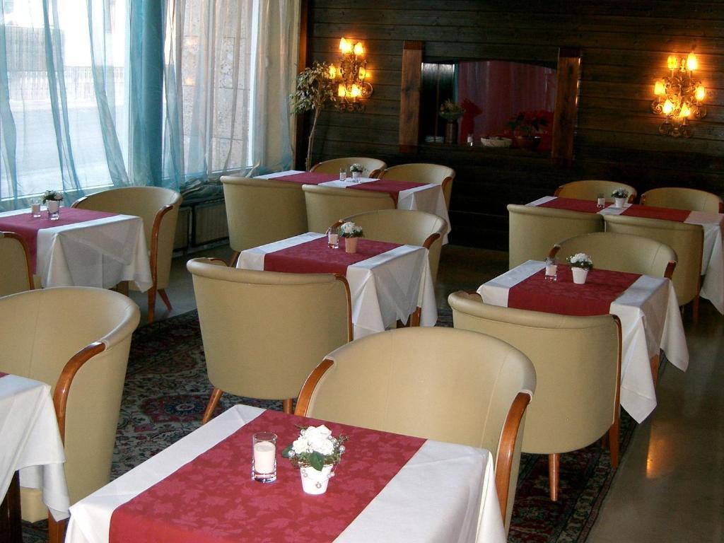 Hotel Tyrol-Alpenhof 蒂罗尔-泽费尔德 外观 照片