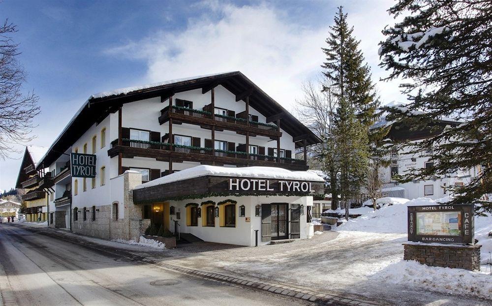 Hotel Tyrol-Alpenhof 蒂罗尔-泽费尔德 外观 照片
