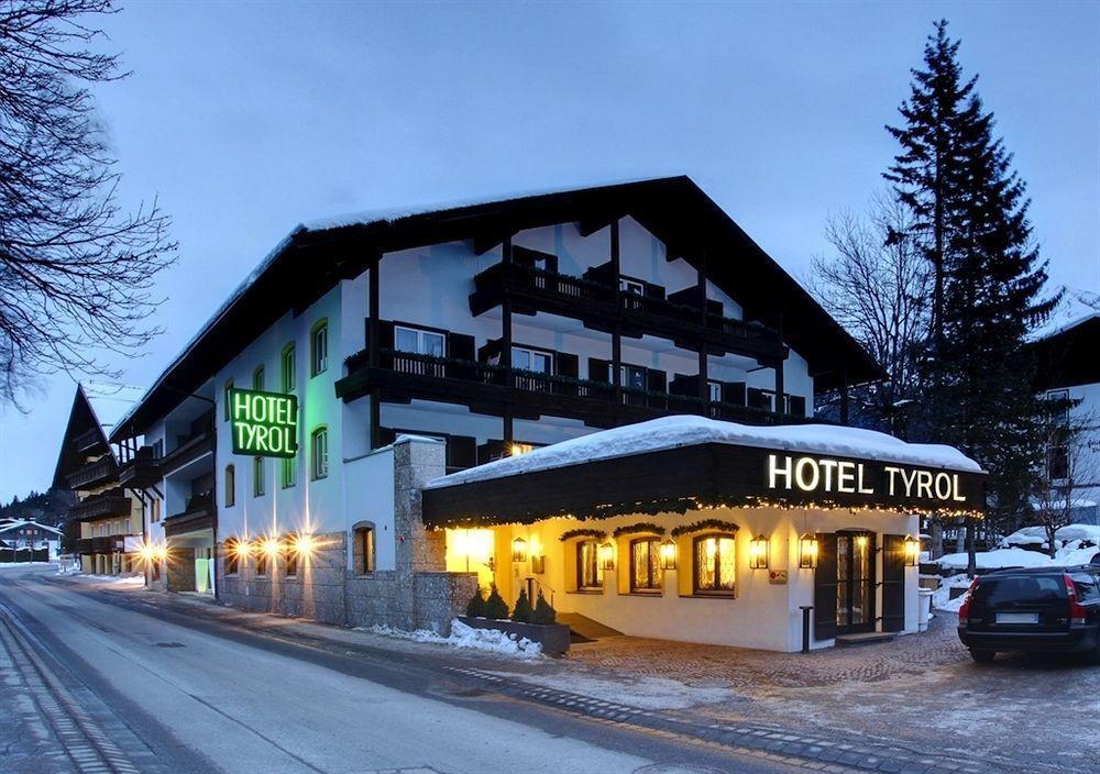 Hotel Tyrol-Alpenhof 蒂罗尔-泽费尔德 外观 照片
